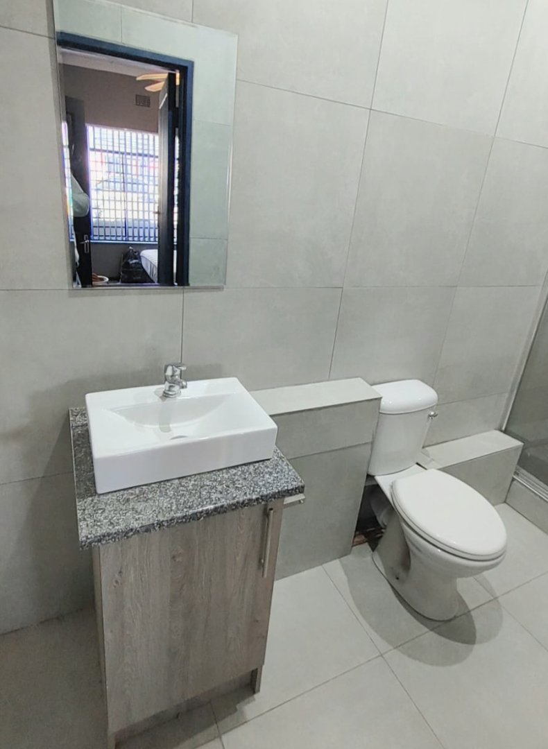 4 Bedroom Property for Sale in Oranjesig Free State